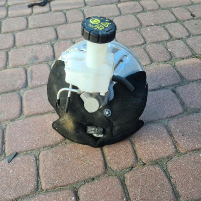 Serwo Hamulcowe Renault Captur II 472106191R