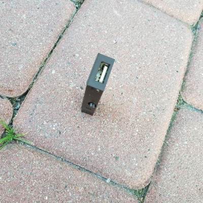 Gniazdo USB wtyczka Opel Insignia 13317918