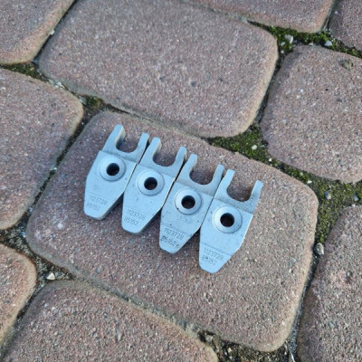 Mocowanie wtryskiwaczy 1.6CDTI Opel Mokka 1123728