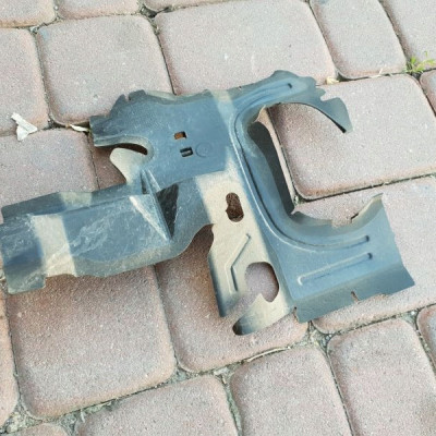 Łapacz kierownica powietrza Insignia B 13444894