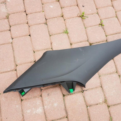 Plastik obudowa osłona słupka Opel Astra K V