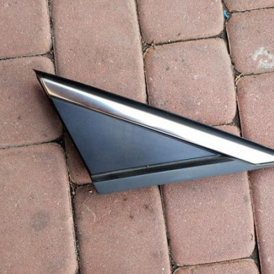 Zaślepka trójkąt lusterka Astra K V 39041996