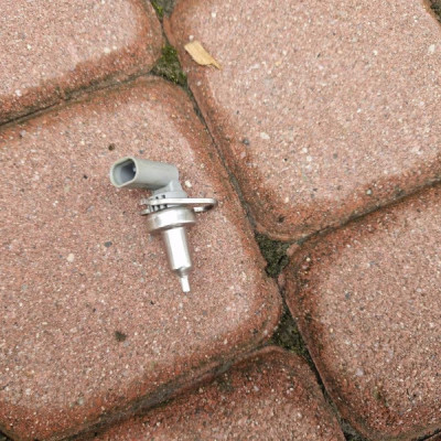 Czujnik temperatury wody Opel Astra K V 55497116