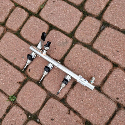 Listwa wtryskowa L3T 1.3T Opel Astra K V 12698547