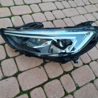 Lampa FULL LED LUX Opel Insignia B 39165281