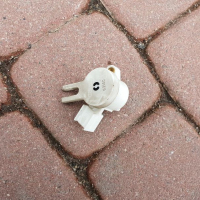 Czujnik pedału sprzęgła Opel Insignia 22670896