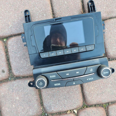 Wyświetlacz ekran radia Opel Insignia 26681369