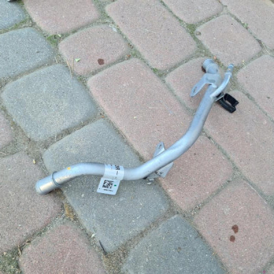 Rura wąż wody 1.0T Renault Captur II 2 210457203R