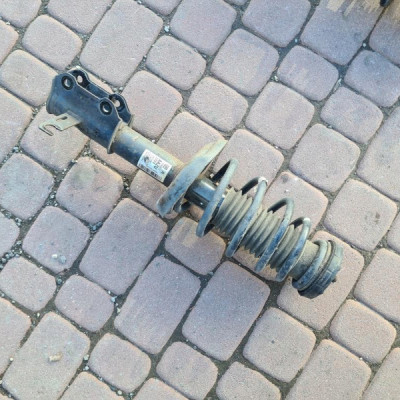 Amortyzator przedni prawy Opel Astra J IV 13354012