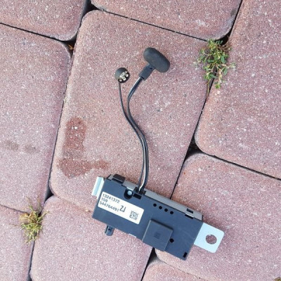 WZMACNIACZ ANTENOWY OPEL INSIGNIA 13241372 ZJ