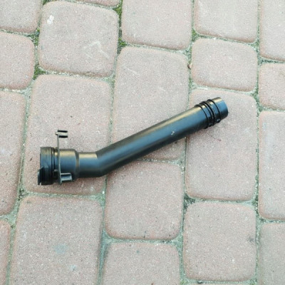 Rura wlew zbiorniczek spryskiwacz Opel Astra K V 5 39033409