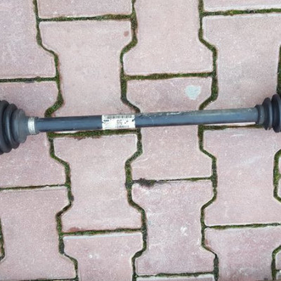 PÓŁOŚ PRAWA TYŁ OPEL INSIGNIA 2.0 TURBO 13267108GC