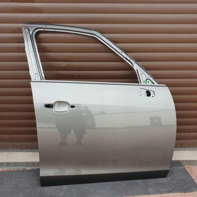 Drzwi przod przednie IGŁA Opel Zafira C Z10a