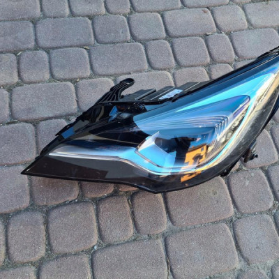 Lampa przód przednia LIFT Opel Astra K V 39228714