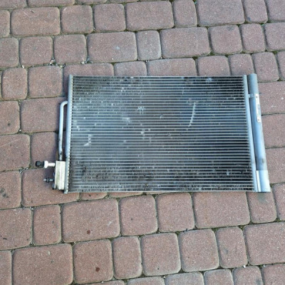 Chłodnica klimatyzacji Opel Insignia B 84297681