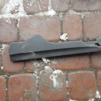 OSŁONA SZYNY FOTELA OPEL INSIGNIA 13281333