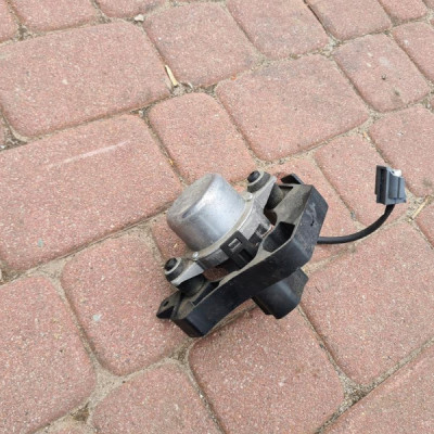 Pompa VACUM 1.4T Opel Meriva B 13397380