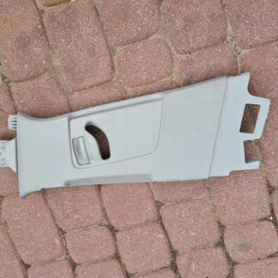 Osłona obudowa słupka Opel Meriva B 13265386