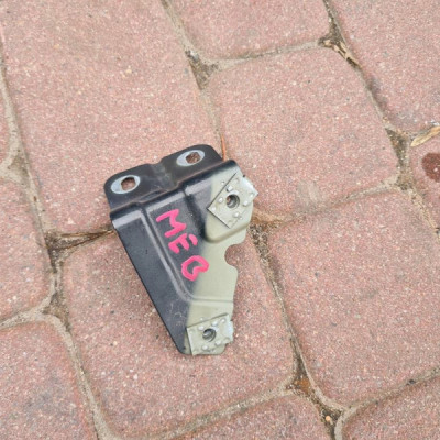 Wspornik błotnika lewy Opel Meriva B 13269780