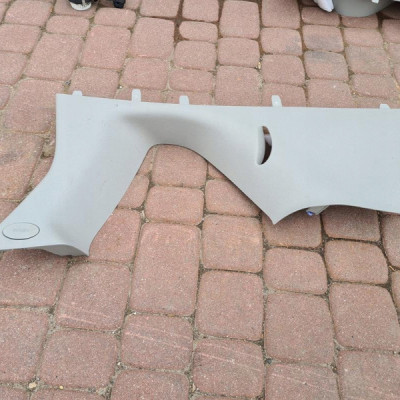 Obudowa osłona bagaznika EU Opel Meriva B 13265391