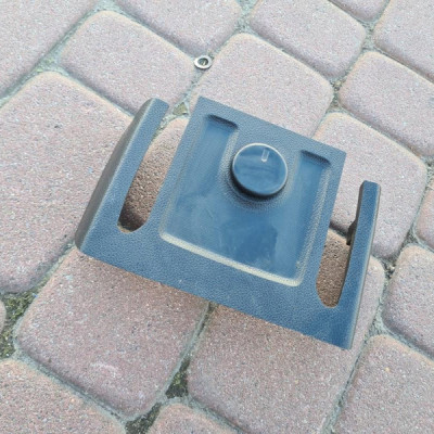 Gniazdo zapalniczki tył Opel Meriva B 13267449