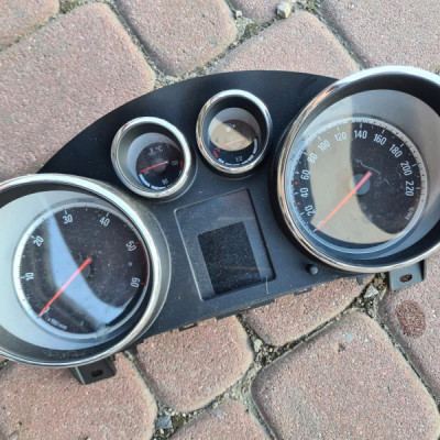 Licznik zegary 1.7CDTI EU Opel Meriva B 13346208