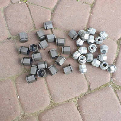 Sruba nakrętka do felg alum. Opel Astra 5 K V