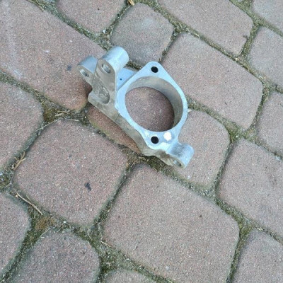 Podpora półośi 2.0T Opel Insignia B 12650773