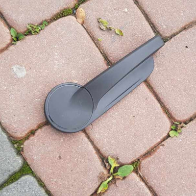 Rączka regulacji fotela prawa ASTRA J IV 13290302