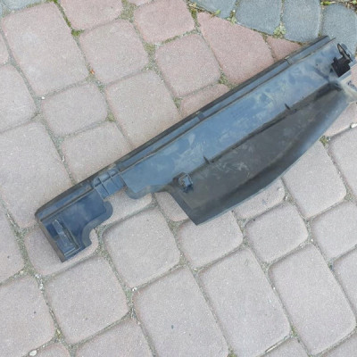 Kierownica powietrza Opel Astra J IV 13402368