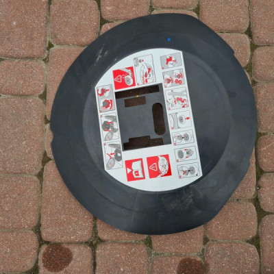 Pokrywa koła zapasowego Renault Clio IV 849823240R