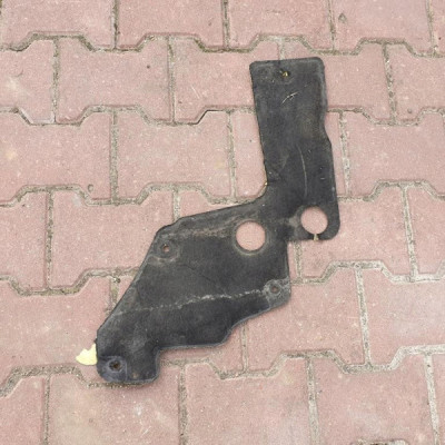 Wyciszenie boczne Vivaro B Trafic III