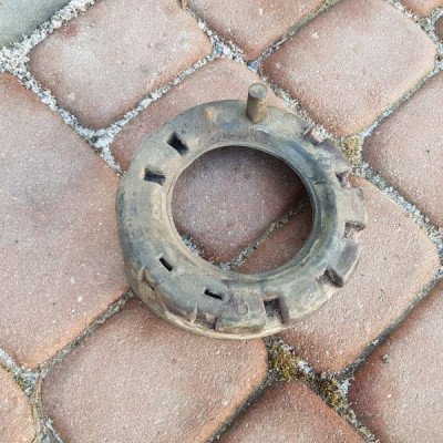 Guma amortyzatora Vivaro B Trafic III 888930356R