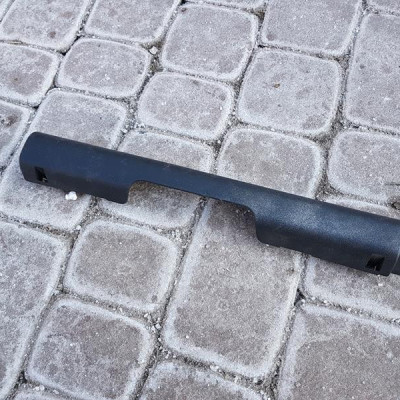 Obudowa osłona Vivaro B Trafic III 739208290R