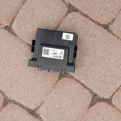 Moduł przekaźnik PDC Opel Astra K V 13512364