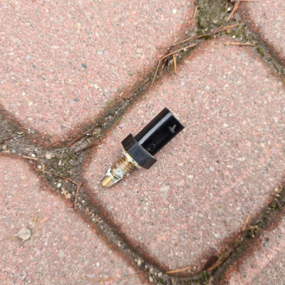 Czujnik moduł 1.4T FL Opel Astra K V 55488246