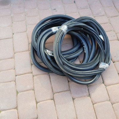 Uszczelka drzwi tył tylna Opel Insignia SEDAN