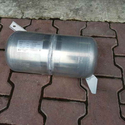 Zbiornik Airmatic Mercedes CLS W218 A2183200015