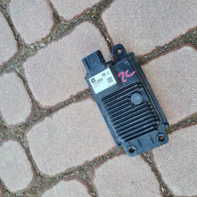 Radar distronic czujnik Opel Zafira C 13412835