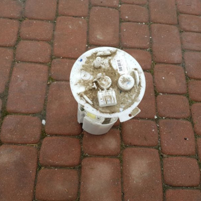 Pompka paliwa Opel Insignia 2.8T OPC 13575130