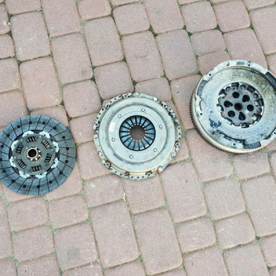 Sprzęgło dwumas komplet 170KM Zafira C 55581276