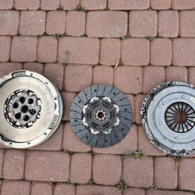 Sprzęgło dwumas komplet 170KM Zafira C 55497917