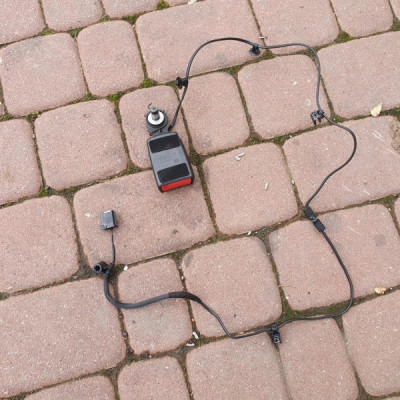 Zapinka pasa tył 2 rząd prawy Opel Zafira C 13342076 13342085