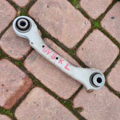 Wahacz zawieszenia kombi tył tylny Opel Insignia B