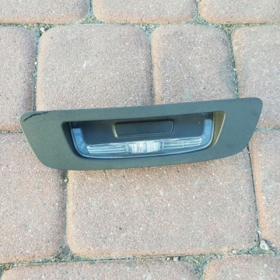 Klamka klapy bagażnika kombi Astra K V 23477578