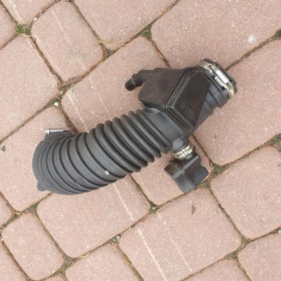 Rura filtra powietrza Astra K V 13367294