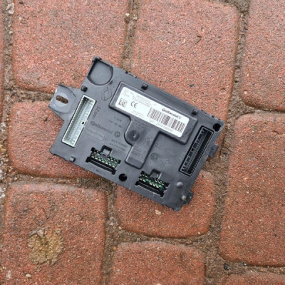 Moduł sterownik BCM Renault Clio IV 4 284B18663R