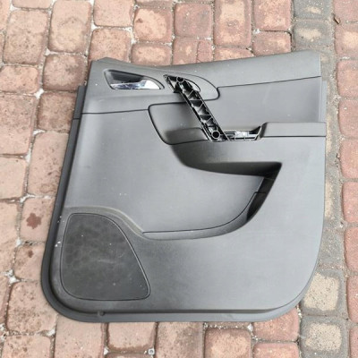 Boczek tapicerka tył tylny skóra EU Opel Meriva B