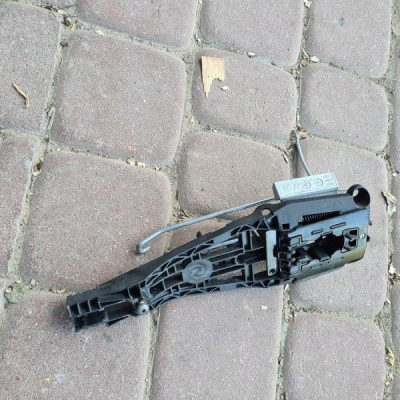 Podstawa klamki EUROPA przód Opel Meriva B