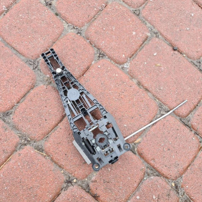 Podstawa klamki EUROPA tył lewa Opel Meriva B